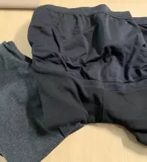 발목 부분이 헐렁하긴한데
