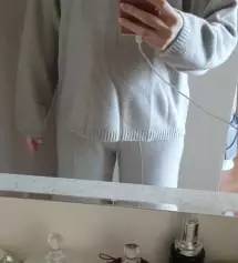 처음받았을때는 비닐에서 꺼낼때 정전기가 장난아니더라고요.
