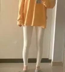 블랙보다 많이 작아요;; 최근 살이 하복부에 많이 붙긴했지만 그래도 s치고 작게 나온거