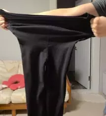 배 부분이 잘 늘어나서 편해요~
