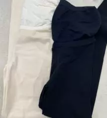 두번째 구매~ 이름 그대로 찰떡같이 밀착력 좋고 편해요. 홈웨어로도 외출복으로도 이만