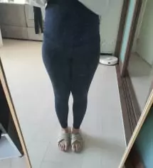 길이도 딱 좋고 배부분이 여유로워서 만삭때도 입을 수 잇을거 같아요.