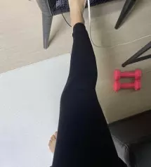 158에52키로 13주에요~ 먹덧으로 살도 많이찌구 배도 많이 나왔어요ㅜㅜ 입어보니 원단