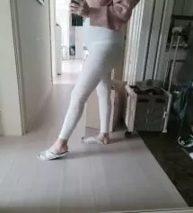 너무 편하고 예뻐서 다른컬러도 구매하려고요. 데일리로 그리고 어떤 코디에도 찰떡이라