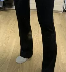 정말 날씬해보여요! 키 160인데 살짝 끌리네요. 굽좀 있는 운동화 신어야 할 것 같아요