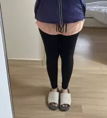 저는 158cm에 53kg 정도입니다. 14주 차에요. 임신 전에도 상의는 55, 하의는 66사이즈