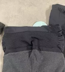 사이즈를 s,m 고민많이했는데 후기까지 생각하면 m딱이더라구요-! 부드럽고 착용감도 좋