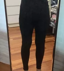 임부레깅스 처음 사 봤는데 레깅스보다는 쫄바지같은 느낌이 더 들고 생각보다 길어서 