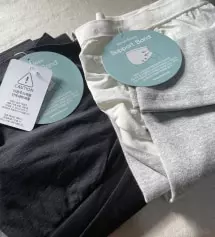 다른 곳에서 주문 했을때 큰사이즈 여도 타이트하고 답답해서 반품하고 이번 소임에서 