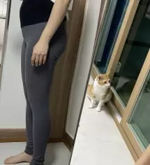 쫀쫀한데 잘 늘어나서 입은듯 안입은듯 편해요!