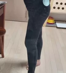 와 진짜 편해요 안입은 것 같아요 위에 긴 티나 셔츠 입고 이거 입음 이쁠 것 같아요