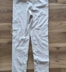 사이즈 고민을 많이했는데 키작맘 M사이즈사길 잘한거같아요
