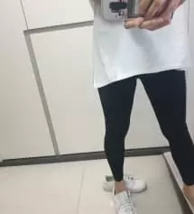 신축성도 좋고 흘러 내리지 않고 편해요.