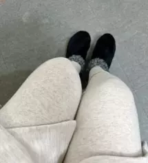 두께도 적당하고 너무 맘에 들어요 다른색도 구매하고싶네요