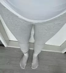 아주 편하고 좋아요. 원피스 안에 편하게 입으려고 키작은맘사이즈로 했어요. 162인데 