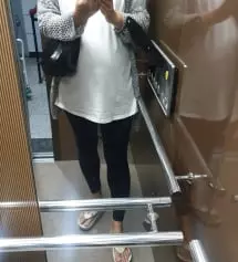 첫째때부터 3번째 이 레깅스만 입네요 ㅎㅎ 출산해도 고뮤줄 들어간 래깅스 못입겠더라