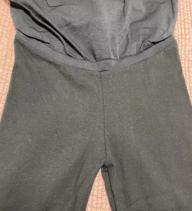 길이 잘 맞고 편하고 좋아요! 간절기라 레깅스 필요해서 주문했는데 잘 입을게요~