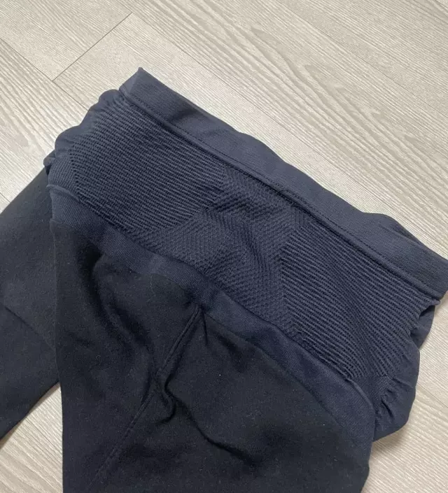 키 160인데 키작맘으로 주문하니 발목까지 예쁘게 떨어져서 딱 좋았어요 16주차인데 m사