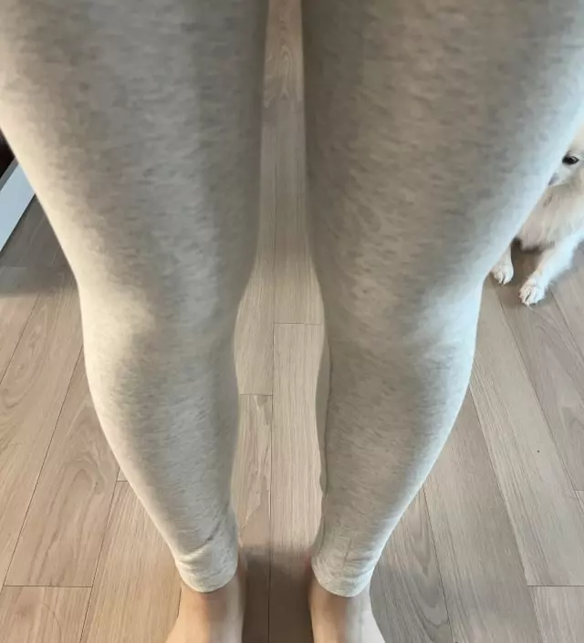 오트밀은 다리 굵어보일까봐 걱정했는데 색 이뻐요!! 