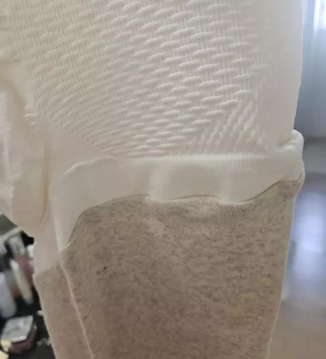 키가 큰편입니당 ㅎㅎ편해요 배가 마니 나와서 삿어용 ㅎㅎ