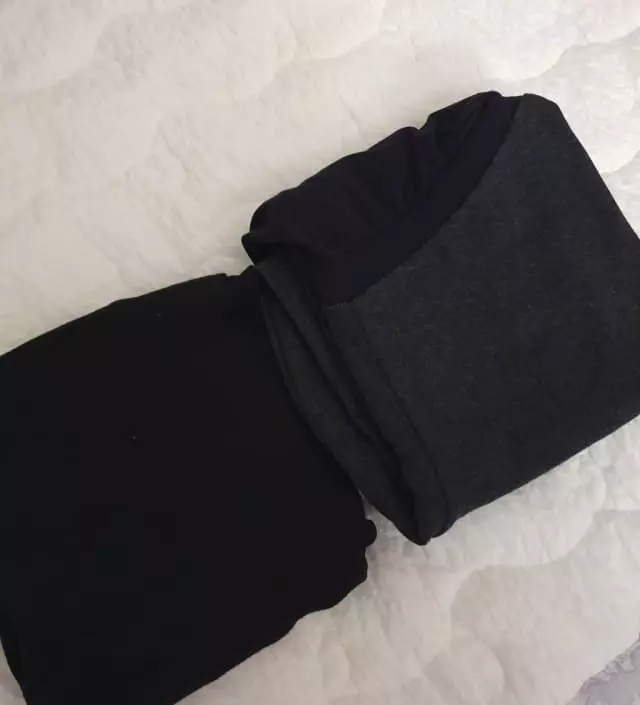 조리원에서 입으려고 구매했어요. 신축성 좋고 따뜻해서 출산 후 입기 편할 것 같아요.