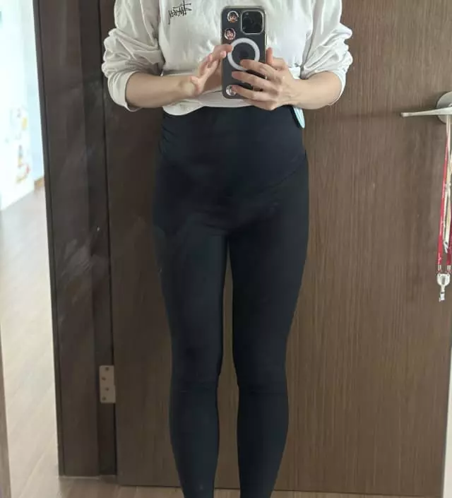 블랙이랑 오트밀 두가지 구매했어용
