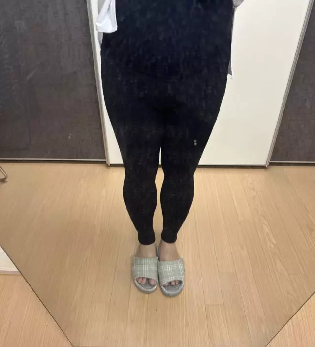 겨울출산에 조리원 들어가면 레깅스가 필요하다고 해서 구매했어요
