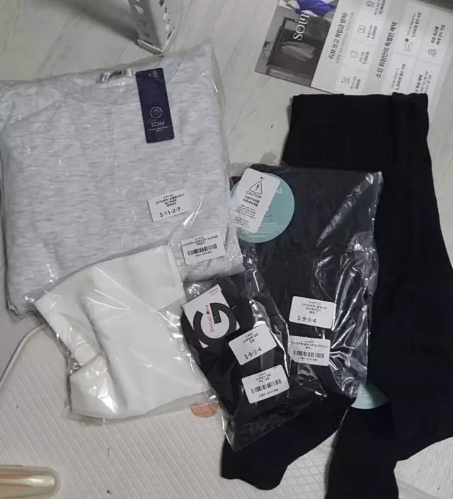 선물하려고 주문했어요 제것도 구매했는데 편하고 좋네요