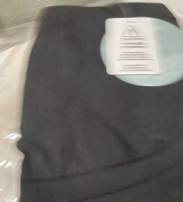 오우~ 왜 찰떡스판 인지 알거 같아요~ 늘려도 빈틈없이 잘 늘어나요~  늘어날꺼 같지않