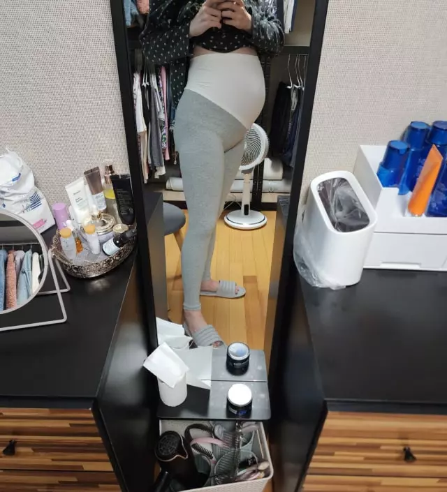 165에65키로 33주 임산부입니다. 신축성 좋고 편하게 잘맞아요