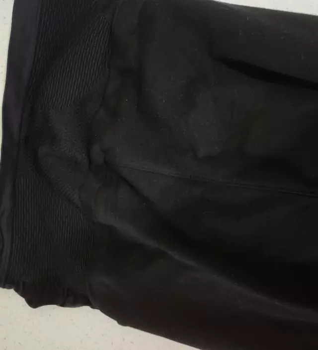 키 160 초반대인데 키작녀 길이감 넘 좋아요 ㅎㅎㅎ 택배 오자마자 입어보구 너무 편해