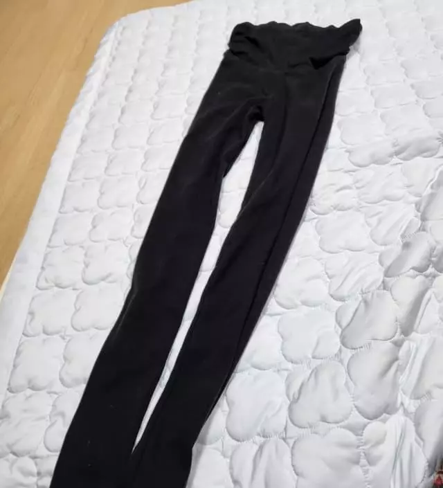 오늘  입고  외출했는데  편하고  좋았어요  배부분도  안쪼이고  만족해요
