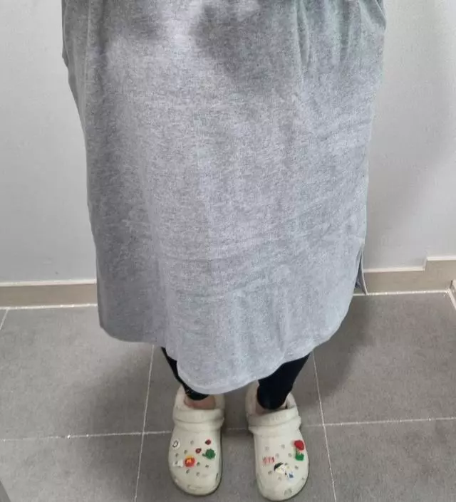 겨울에 기모레깅스 잘 신고 곧 봄이 올거같아서 기모없는걸로 샀어요. 확실히 임산부용