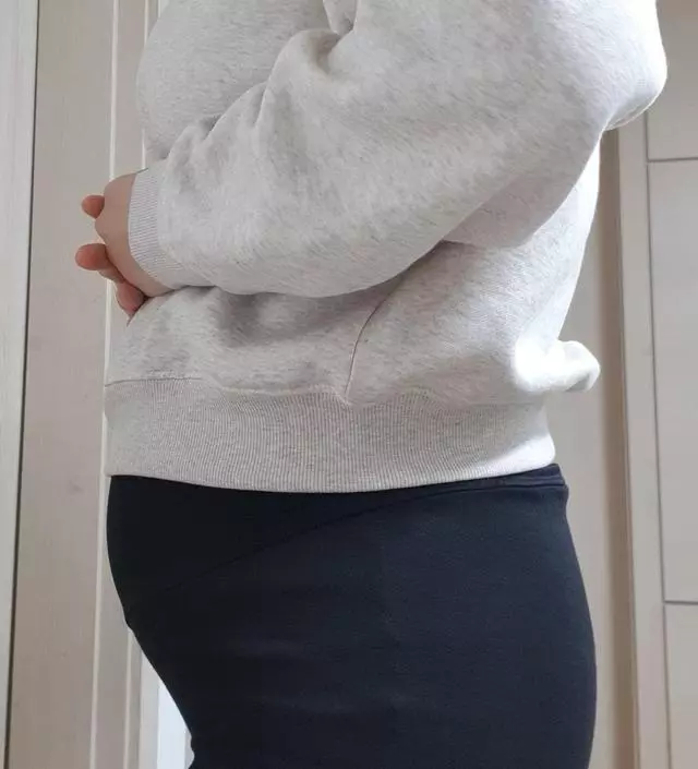 배가 너무 편해요. 여름빼고 입을 수 있을것 같아요.
