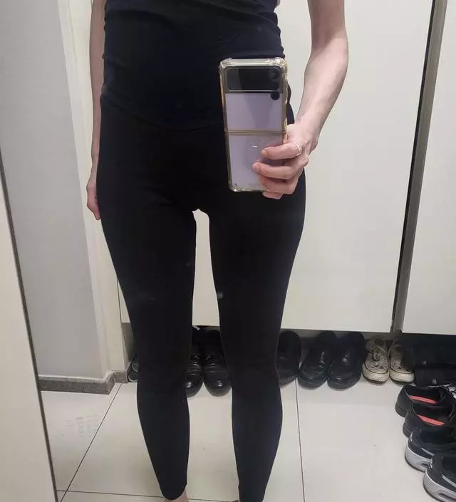 우연히 소임이라는 쇼핑몰을 알게됐는데 지금 임신 15주를 지나고있어서 배가 나왔어요