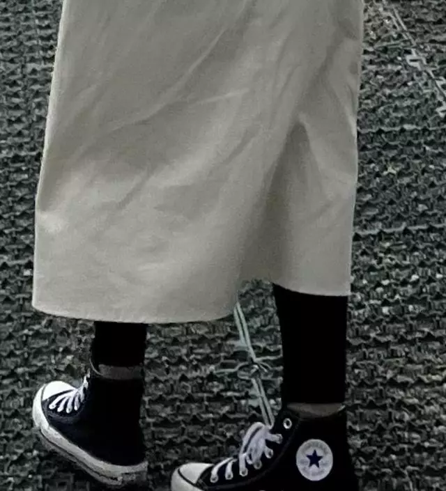 두개사서 저렴하게 구매했어요 ㅋㅋ 제가 두꺼운걸 싫어하는데 얇아서 편하게 잘 입었어