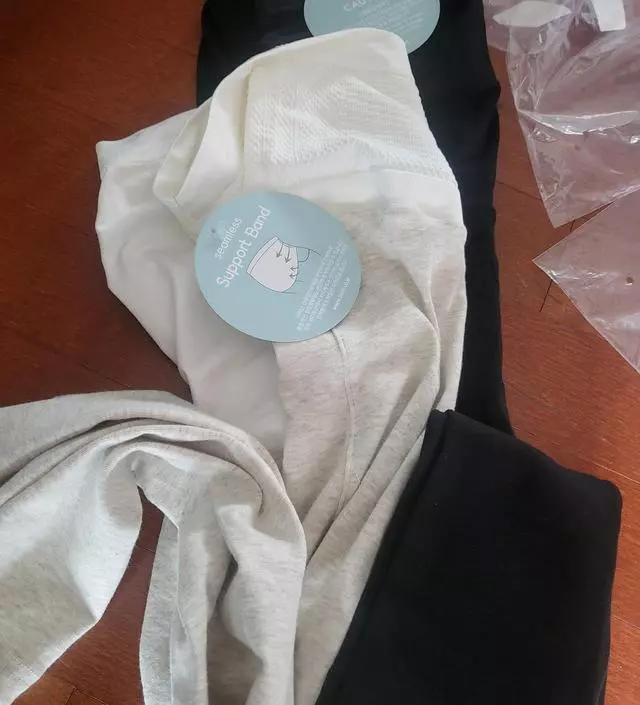 처음 구매해보았는데 재질도 부드럽고 좋아요!
