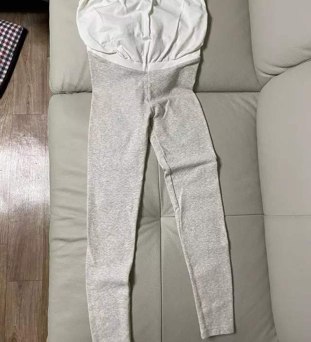 기존에 입던 레깅스가 겨울용이라 조금 얇은 것 찾다가 주문했는데 간절기에 딱이에요
