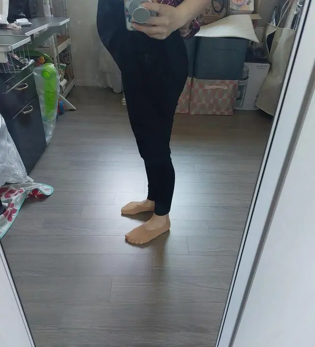 레깅스 많은데 임산부용으로는 처음 사봐요 미디움으로 시켰다가 고객센터 연락해서 라