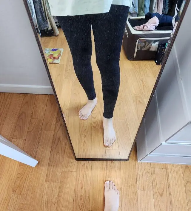 키 162인데 길이도 딱이에용!!! 사이즈도 혹시 배 쫄릴까봐 라지로 구입했는데 좋아요~