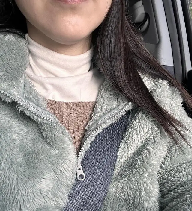 보들보들해서이너로 입기 좋아요. 아직 초기라서 배가 많이 안나왔는데 중기 후기에는 