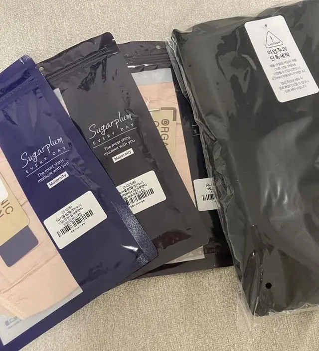 팬티 소재가 좋고 배를 압박하지 않아요