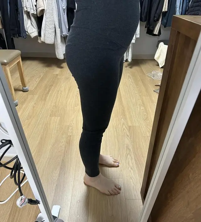 잘못 봤는지 기모 레깅스라고 착각하고 주문해서 왔는데
