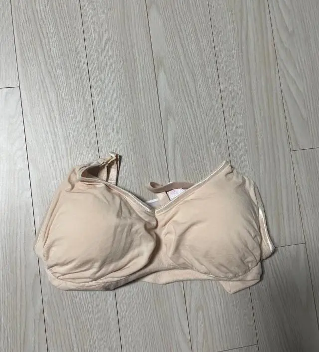 네이버페이에서 작성된 후기입니다.
