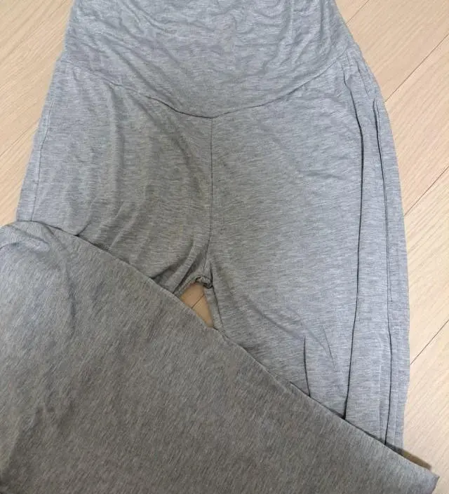 네이버페이에서 작성된 후기입니다.
