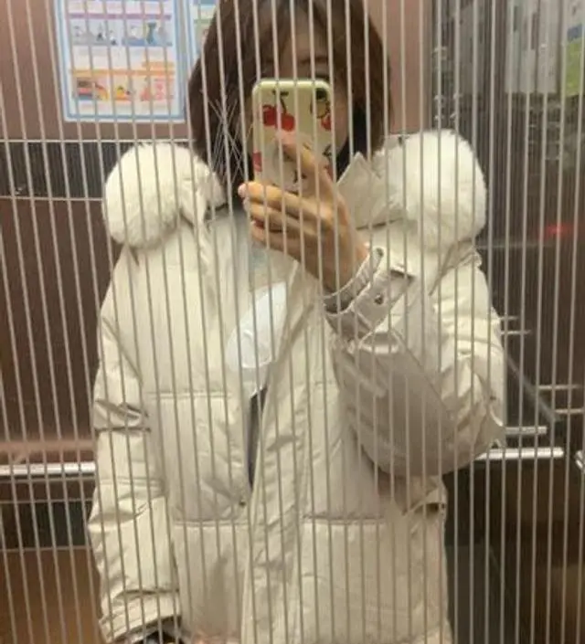 패딩 같은 거 잘 안입는데, 임신하고 나서 이것저것 필요성을 느끼며 패딩도 구매하게 