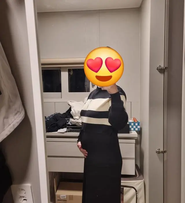 쫀쫀하고 잘 늘어나는 재질이라 배가 나와도 편하고 좋네요~ 요즘같은 날씨에 딱이에용