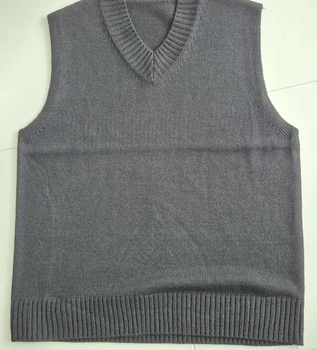 2~3번정도 입었는데 편하게 잘 입고있어요~^^
