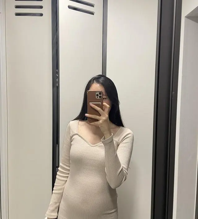 이쁘긴 한데  임산부 복이 맞나요?ㅎㅎㅎ 
