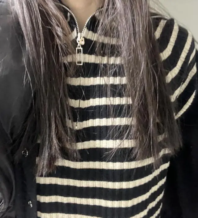 넘맘에들어요 소재도탄탄하고 몸에착감겨요 아직 임신초기때라 배가 막 답답하진않네요